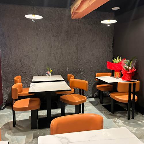 Interno del ristorante Sapori 味来